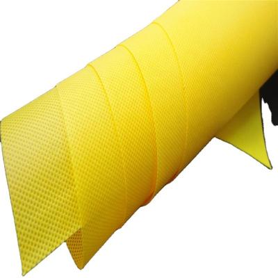 China Anti-bacteria Henghua Green Color Yellow Blue Tnt Tablecloths 140X140cm For Restaurants Table Cover Tovaglia-tnt for sale