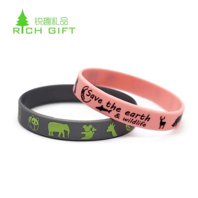 China World Cup Silicone Thermal Printed Wristband Wholesale Casual/Sports Custom Waterproof Rubber Wristbands For Promotion for sale