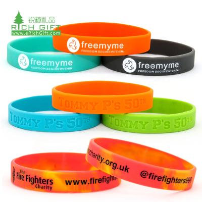 China Cheap Custom Eco Friendly Recycled Silicone Wristbands Casual / Sports High Quality Volume Silicone Rubber For Men for sale