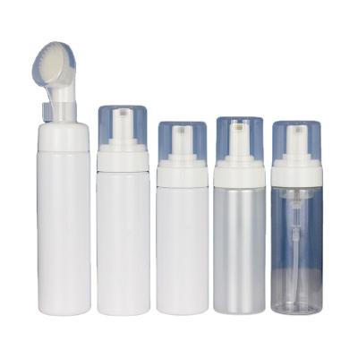 China Source Factory 150ml Cosmetic PET Plastic Foam Pump Bottle White Facial Detergent Bottle With Silicone Brush for sale