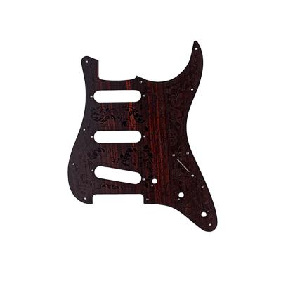 Cina Rosewood Guitar Pickguard SSS Scratch Plate Bauhinia Pattern 11Hole For Stratocasters Chitarre elettriche in vendita