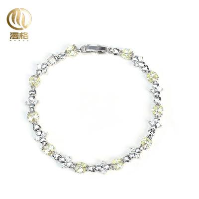 China 2020 FASHIONABLE new modern design trendy economical copper bracelet with yellow+white zircon for lady's gift for sale