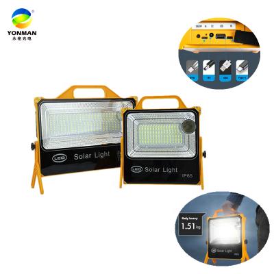 China Outdoor Emergency Solar Floodlight 50W 100W All In One Solar Garden LED Flood Lamp Emergency Lights for sale