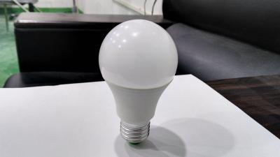 China Niedrige hohe Helligkeit der hohes leuchtendes 18 Watt-runde geführte Glühlampe-E14 zu verkaufen