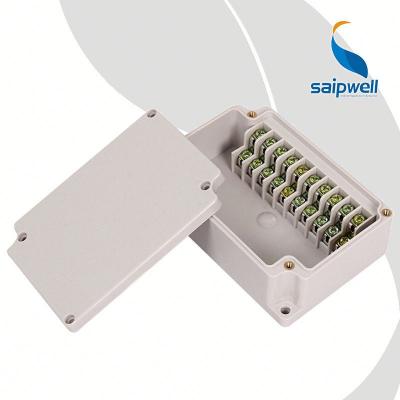 China Indoor / Outdoor Junction Box Saip IP67 Cable Lugs Block Solar Junction Box for sale