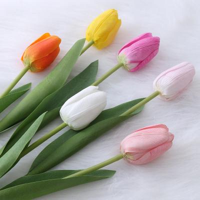 China real silk flower Tulip Flowers Wedding cloth+plastic+iron yarn wholesale artificial silk heads Tulip Bush 5 silk flower Bush for sale