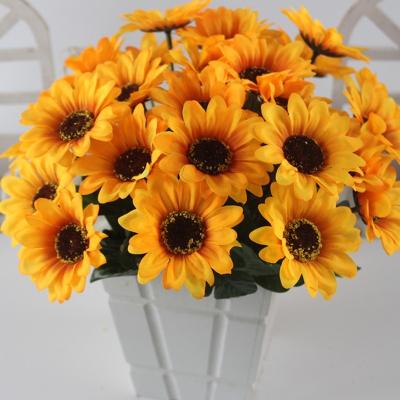 China High Quality Silk Flower Home Decoration Artificial High Grade Sunflower for sale