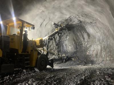 China Tunnelbau-Steinbolzmaschine voll hydraulisch für den Tunnelbau zu verkaufen