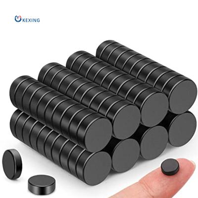 China Industrial Magnet KEXING NdFeB Waterproof Round N52 Neodymium Black Rubber Coated Magnets Stick Magnet for sale