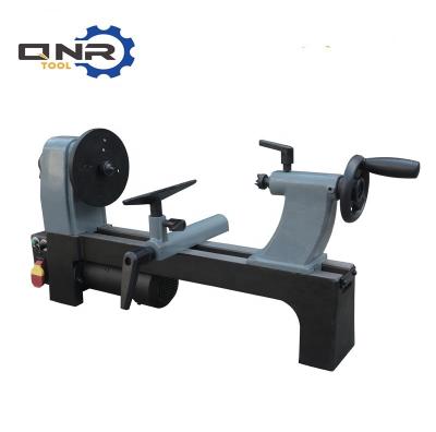 China Horizontal Wood Lathe Machine 8inches*12inches W4-L8 Wood Turning Manual Wood Lathe for sale