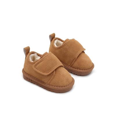 China Winter Anti-slippery plush cotton baby shoes boys and girls style warm classic camel children snow boots for sale