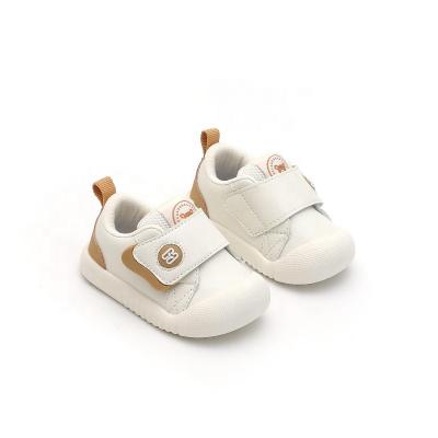 China Spring and Autumn New Fashion Baby Walking Shoes Soft Soles Children's Lightweight Children's Casual Shoes for sale