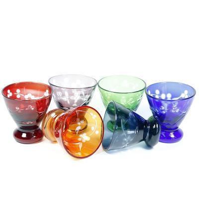 China Classic / Postmodern New Hand Engraved Pattern 35ml Slit Shot Glass for sale