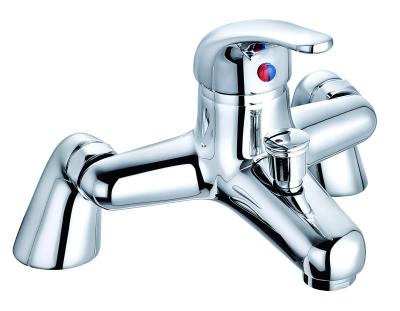 China Easy to Install Bath Shower Mixer Faucet With Chrome Finish T8021 en venta