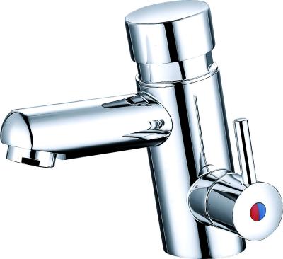 China Basin Mixer Faucet With Sleek And Modern Design For Bathroom T8507 for sale