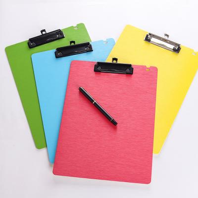 China Cheap Hot Sale A4 Size Muti-color Paper Clip Acrylic Plastic Foldable Paper Clipboard for sale