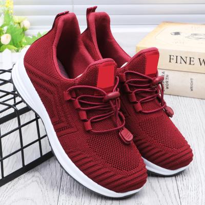 China Fashion Trend Middle-aged and elderly walking shoes 2023 new running shoes traveling shoes soft bottom men and women with the same old man spo for sale