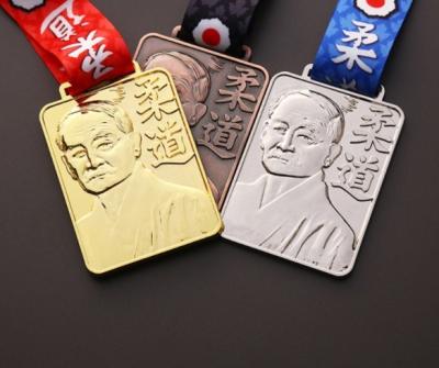 China Custom Karate sport gold award souvenir medal Karate/Judo/Kongfu Martial arts medals for sale