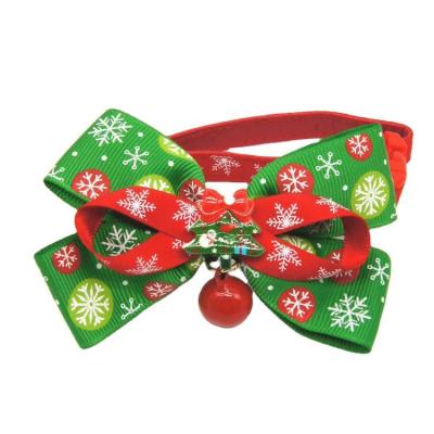 China Sustainable New Design Dog Neck Ring Printed Red Personalized Snowflake Christmas Pet Collar for sale