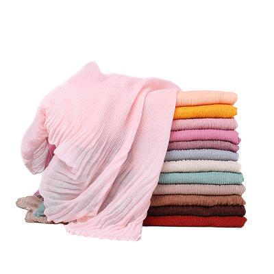 China Leisure 2021 New Design Solid Polyester Pleated Scarf Pleated Crepe Ladies Fashion Stretchy Hijabs Hot Sale for sale