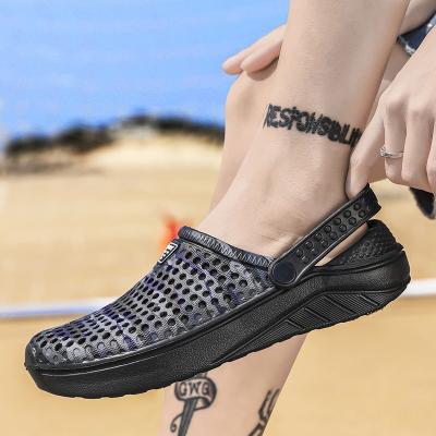 China Outdoor Casual Shoes 2021 Summer Fashion Men's Lightweight Slippers And Slippers Beach Shoes Medical Clogs Shoes for sale