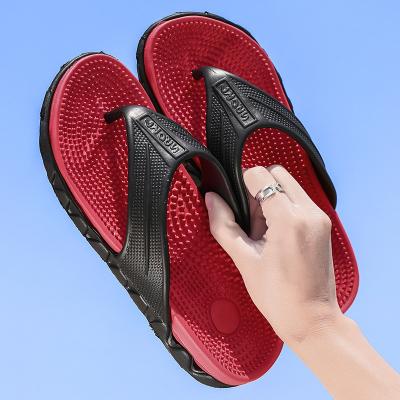 China 2021 Flip Flops Slippers Men Casual Lightweight Clip Beach Outdoor Sandals New Design Slippers for sale