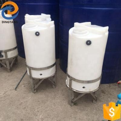 China All Chemical and Water Treatment 200L Tapered Bottom Chemical Mixing Tanks with Steel Rack and Drain Fitting for sale