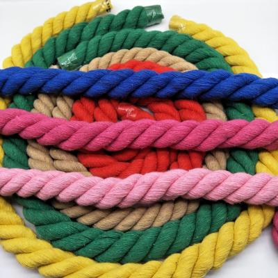 Chine Corde en coton tordu 20 mm rose ISO14001 3 fils de macrame à vendre