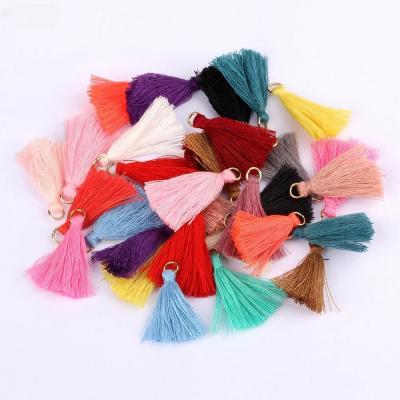 China Kleurrijke katoenen Tassel 3 cm Kledingstuk Decoratie Katoen draad Tassels Te koop