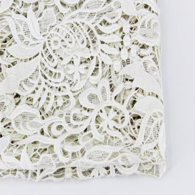 China Fashion Wedding Lace Fabric Anti-static White Water Soluble Lace Fabric Water Soluble Lace Fabric for sale