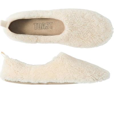 China Fashion Trend Women's Fashion Real Fur Winter Soft Indoor Home Slippers Sheepskin Slipper Boots Women for sale