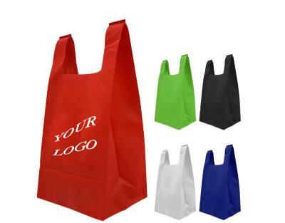 China Recyclable nonwoven t-shirt bag 30cm*50cm*14cm, 6-10kg load-bearing, recyclable, foldable for sale