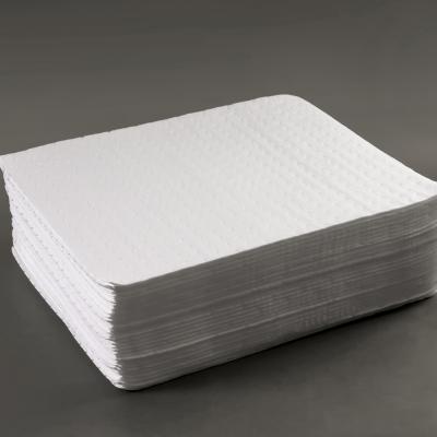 China Absorb oil color white oil absorbent sheets only for sale