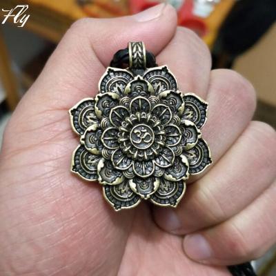 China 2018 New Fashionable Tibet Mandala Beautiful Lotus Amulet Alloy Pendant Necklaces From Factory for sale