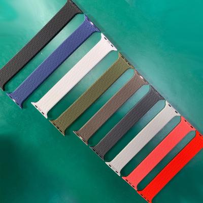 China Custom Water Resistant Chinber Silicone Watch Band One Piece Elastic Braided Solo Loop For Apple Watch Series 6 for sale