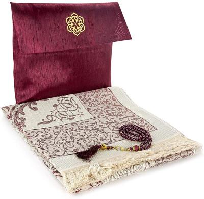 China Portable Travel Lady Purse Package Thinner Type Non-slip Polyester Material Prayer Mat Blanket For Muslim Gifts for sale