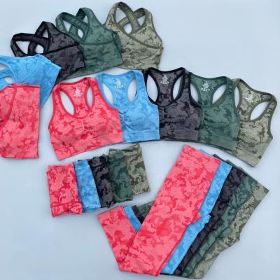 China Anti-Static Military Women Seamless Camouflage Gaiters Camouflage Workout Bra Fitness Yoga Clothing Biker Shorts Set for sale