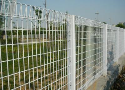 China Green Pvc Coated Double Loop Roll Top Fencing Modern à venda