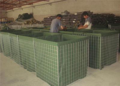 China 75x75mm 6.0mm itary Defensive Barriers Welded sand filled barriers flood control easy install for sale