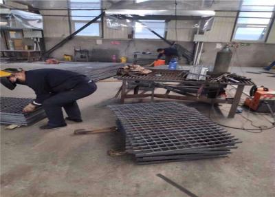 China Heißes eingetauchtes galvanisiertes Grill-Stahlboden-Gitter der Entwässerungs-32x5 zu verkaufen