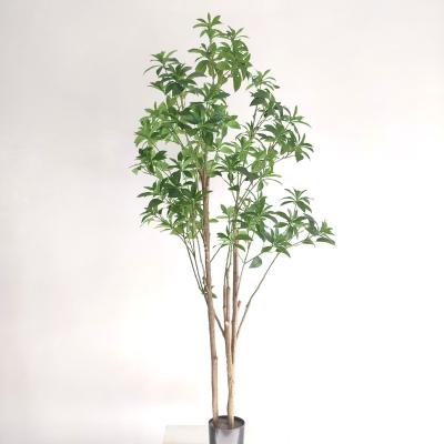 China Direct Selling High Simulation Garden Decor Plant Pieris Minimalist Artificial Japan Quince Potted Tree For Indoor for sale