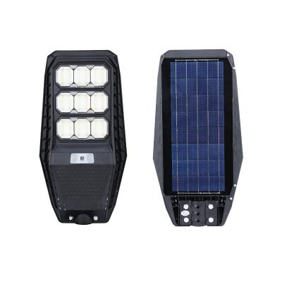 China ROAD High Brightness Outdoor Durable Street Light Led Solar Street Light for sale