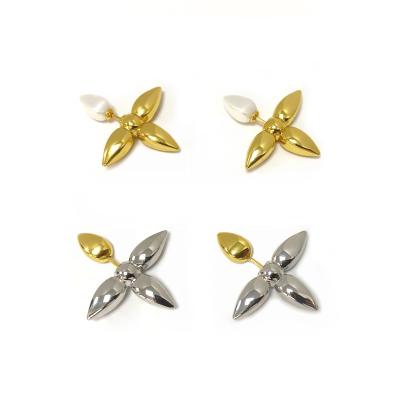 China Vintage Designer Elegant Clover Stud Earrings Real 18k Gold Plated Copper Material Jewelry For Girl Gift for sale