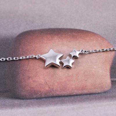 China Sterling Silver Gift 2019 Unisex Necklace Fashion Silver , 3 Linked Star Necklace for sale