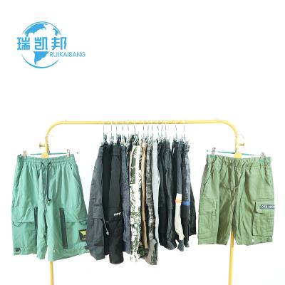 China 50kg Polyester / Cotton Packs Mixed-Used Clothing Mens Shorts Pants Cotton Italian Second Hand Clothes for sale