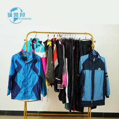 China 2022 nylon winter used clothes used second-hand-garments for sportswear for sale