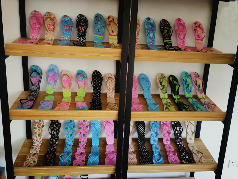 Verified China supplier - Fuzhou Rainbow Shoes Co.,Ltd