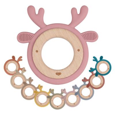 China 2022 OEM/ODM New Soft Toy Food Grade Wooden Ring Bpa Free Teether Toys Safe Pendant Deer for sale