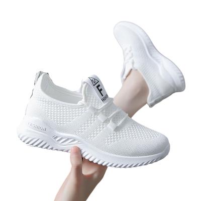 China Lightweight White Ladies Breathable Mesh Sports Shoes Women Wedge Comfortable Sneakers for sale