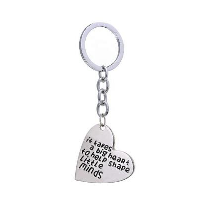 China Teacher Appreciation Gifts Key Chain Women Men Unisex It Takes A Big Heart To Teach Little Minds For Key Chain for sale